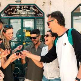 Tour gastronomico per piccoli gruppi a Lisbona: mangia e bevi come un vero lisbonese