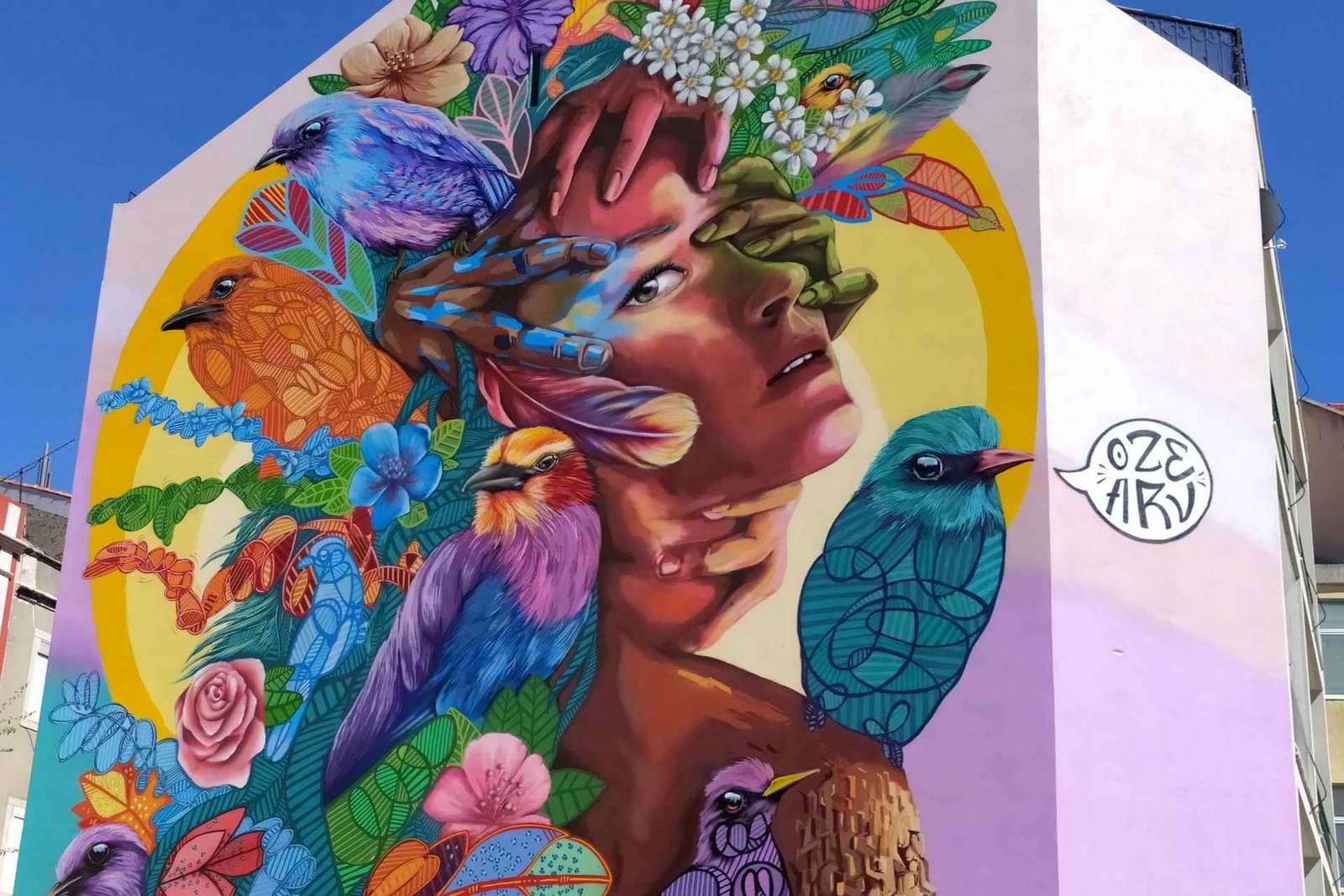 Lisbona: Tour a piedi dell'arte di strada Kickstart