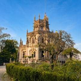 Lisbona: Tour guidato di Sintra, Pena, Regaleira e Cascais