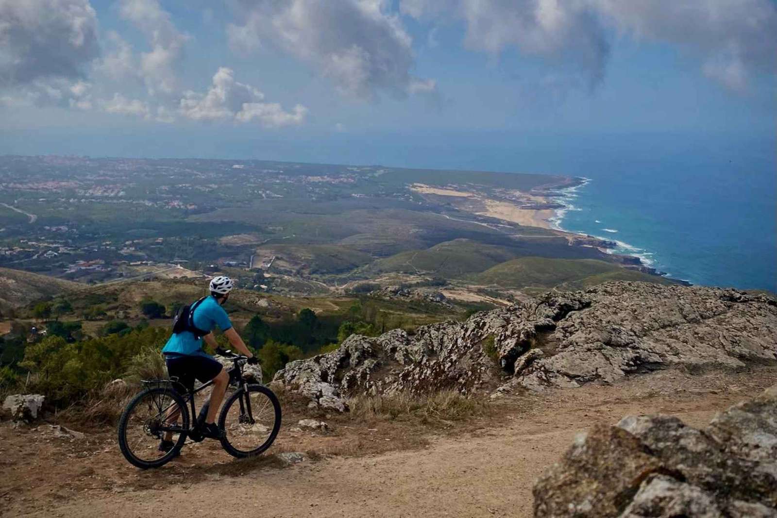 Da Cascais: tour guidato in bici elettrica di Sintra e spiaggia di Guincho