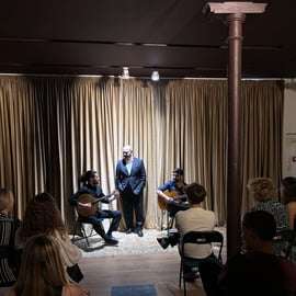 Lisbona: spettacolo di fado dal vivo nella storica Alfama con vino Porto