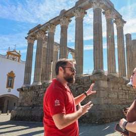 Da Lisbona: Évora, Cappella delle Ossa e tour dei vini dell'Alentejo