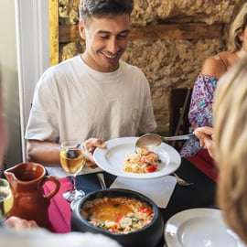 Lisbona: Tour gastronomico a piedi con degustazioni locali