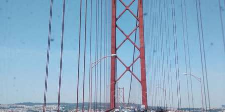 Ponte 25 de Aprile