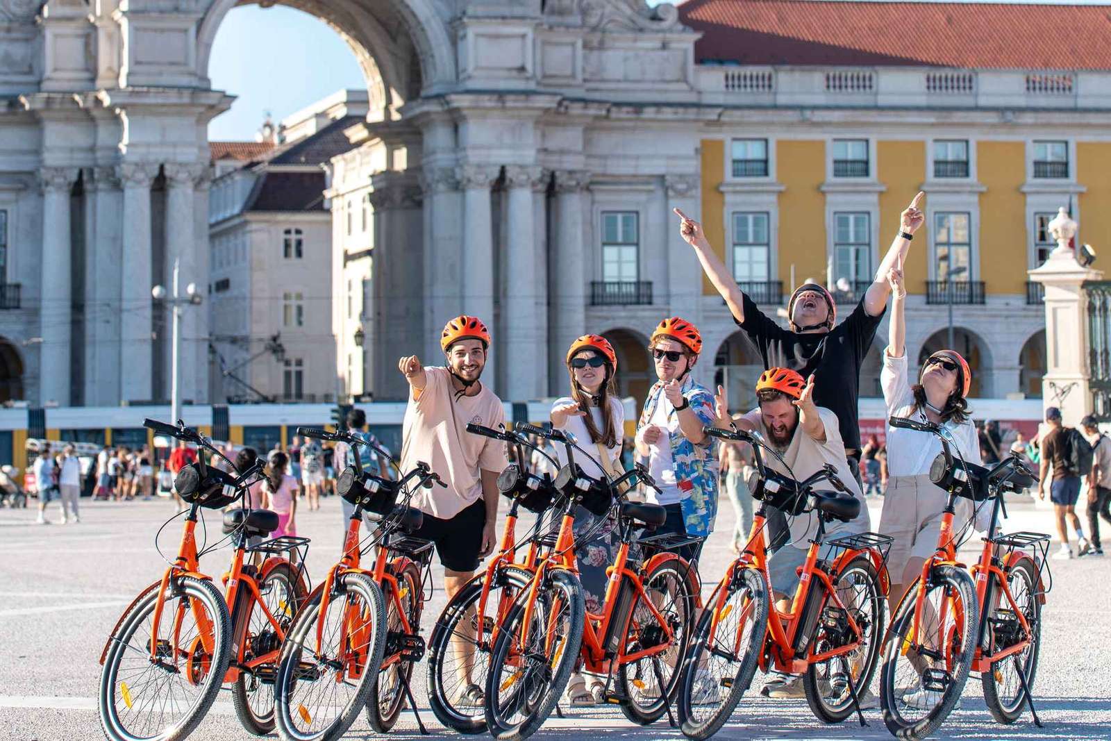Lisbona: tour guidato in bici standard o e-bike con punti panoramici