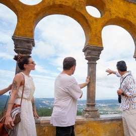 Da Lisbona: Sintra e Palacio da Pena - Tour di 1 giorno con guida esperta