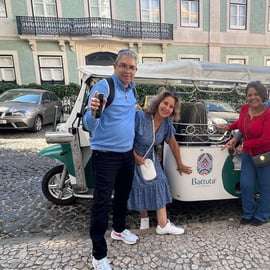 Lisbona: Tour privato guidato in Tuk Tuk elettrico