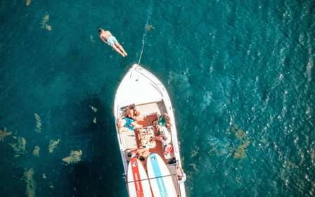 Sesimbra: tour in barca con SUP e snorkeling