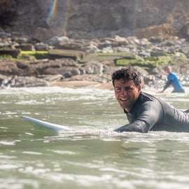 Ericeira: lezione di surf con istruttori locali
