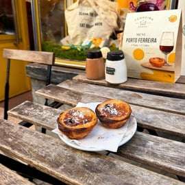 Lisbona: tour a piedi con degustazioni di cibo vegano e cultura