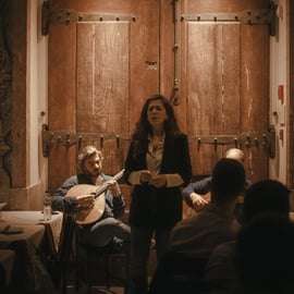 Lisbona: Notte del Fado con cena in una tipica casa di Fado