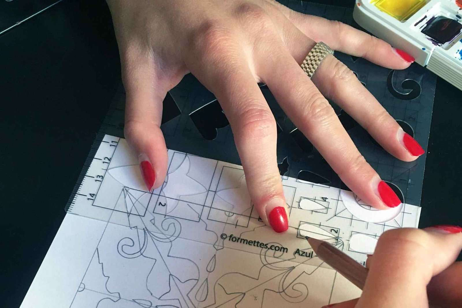 Lisbona: Laboratorio di design "Crea la tua piastrella" di Azulejos