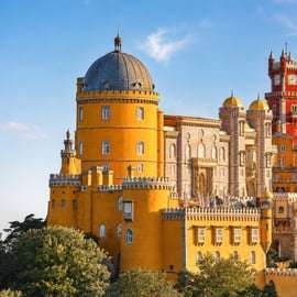Lisbona: Tour guidato di Sintra, Pena, Regaleira e Cascais