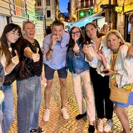 Passeggiata gastronomica a Lisbona: degustazioni per maggiorenni e vini locali