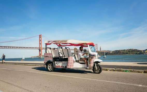 Tour panoramico di Lisbona di 3 ore in Tuk Tuk