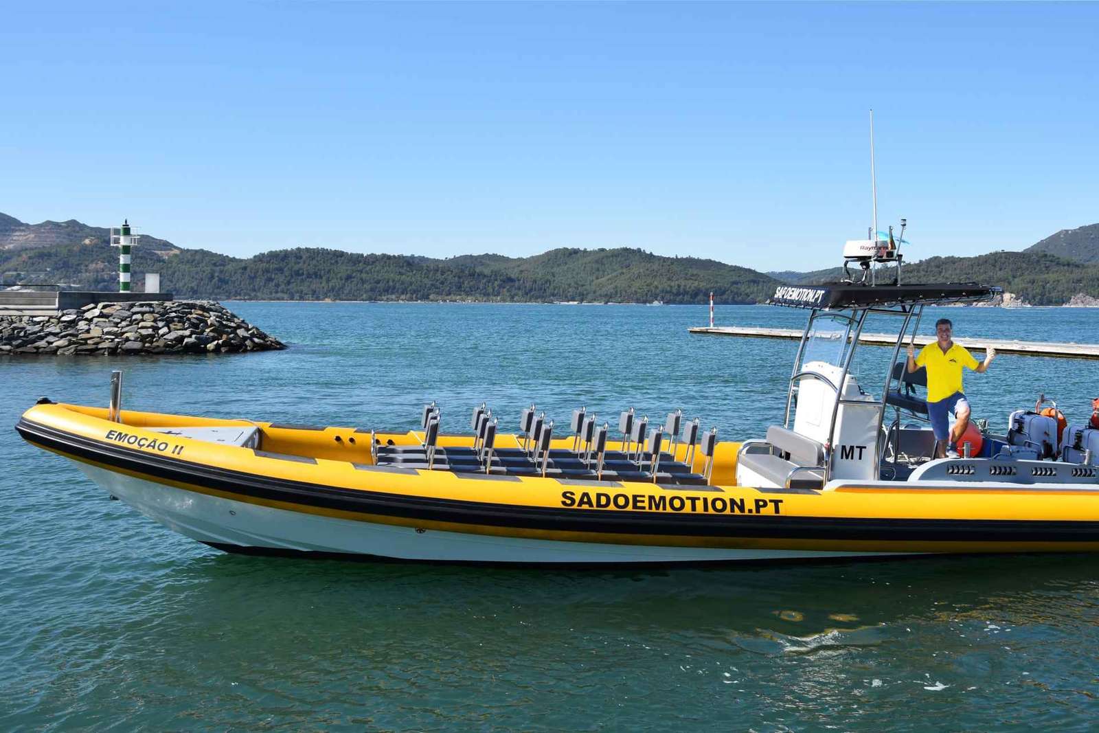 Setúbal e Tróia: Osservazione dei delfini e baie di Arrábida