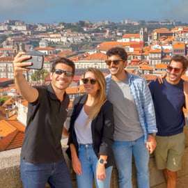 Da Lisbona: Escursione di un giorno a Porto, Óbidos e Nazaré