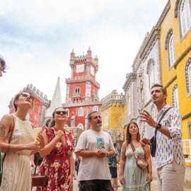 Da Lisbona: Sintra e Palacio da Pena - Tour di 1 giorno con guida esperta