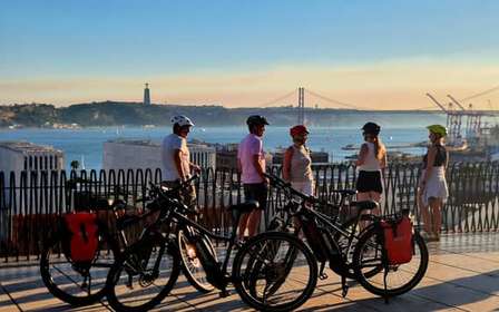 Lisbona: tour guidato in e-bike con punti panoramici sui 7 colli