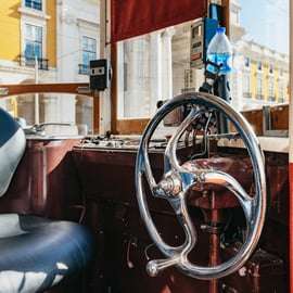 Lisbona: 72/96 ore di biglietto per autobus Hop-on Hop-off, tram e battello