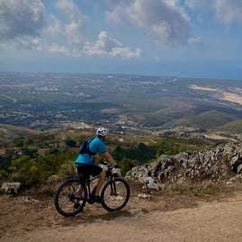 Da Cascais: tour guidato in bici elettrica di Sintra e spiaggia di Guincho