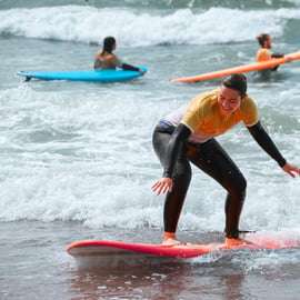 Lisbona-Cascais: esperienza surf locale