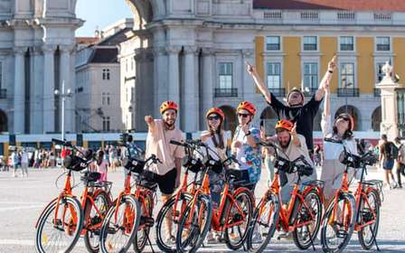 Lisbona: tour guidato in bici standard o e-bike con punti panoramici