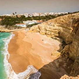 Avventure in Algarve da Lisbona + Tour in barca nella grotta di Benagil!