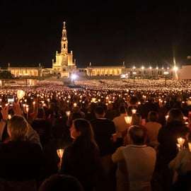 Da Lisbona: Fátima di notte – Esperienza della Processione delle Candele