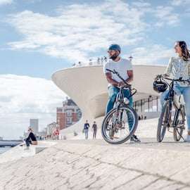 Lisbona: Scoprire la città, noleggio di biciclette elettriche