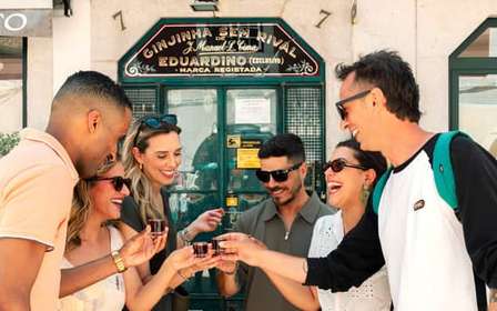 Tour gastronomico per piccoli gruppi a Lisbona: mangia e bevi come un vero lisbonese
