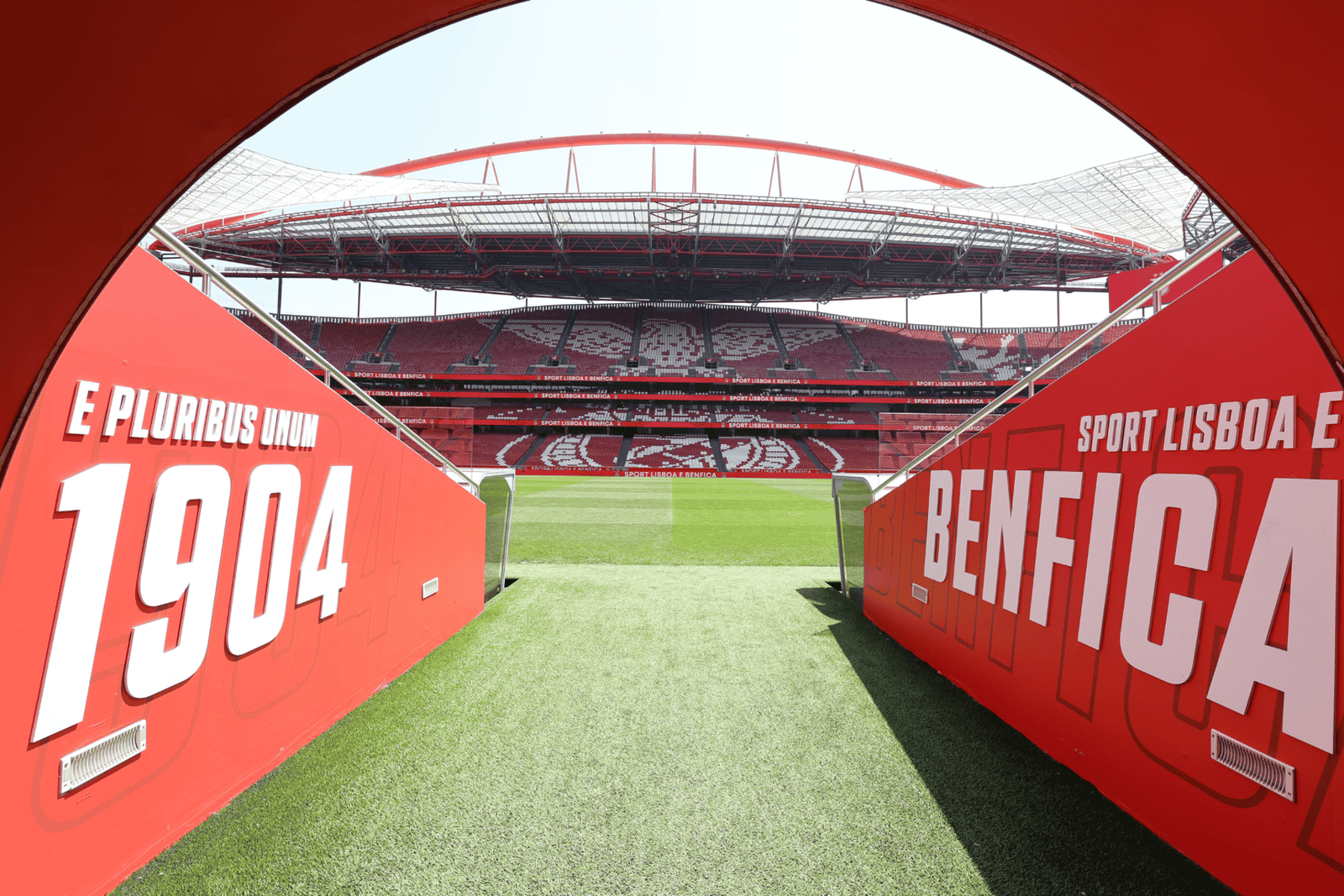 Lisbona: Tour dello stadio Benfica Luz con sciarpa ricordo