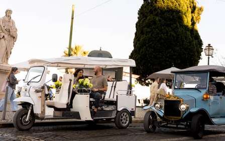 Lisbona: tour privato della città in tuk-tuk con guida esperta