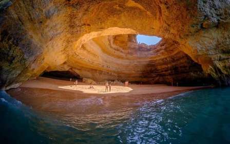 Avventure in Algarve da Lisbona + Tour in barca nella grotta di Benagil!
