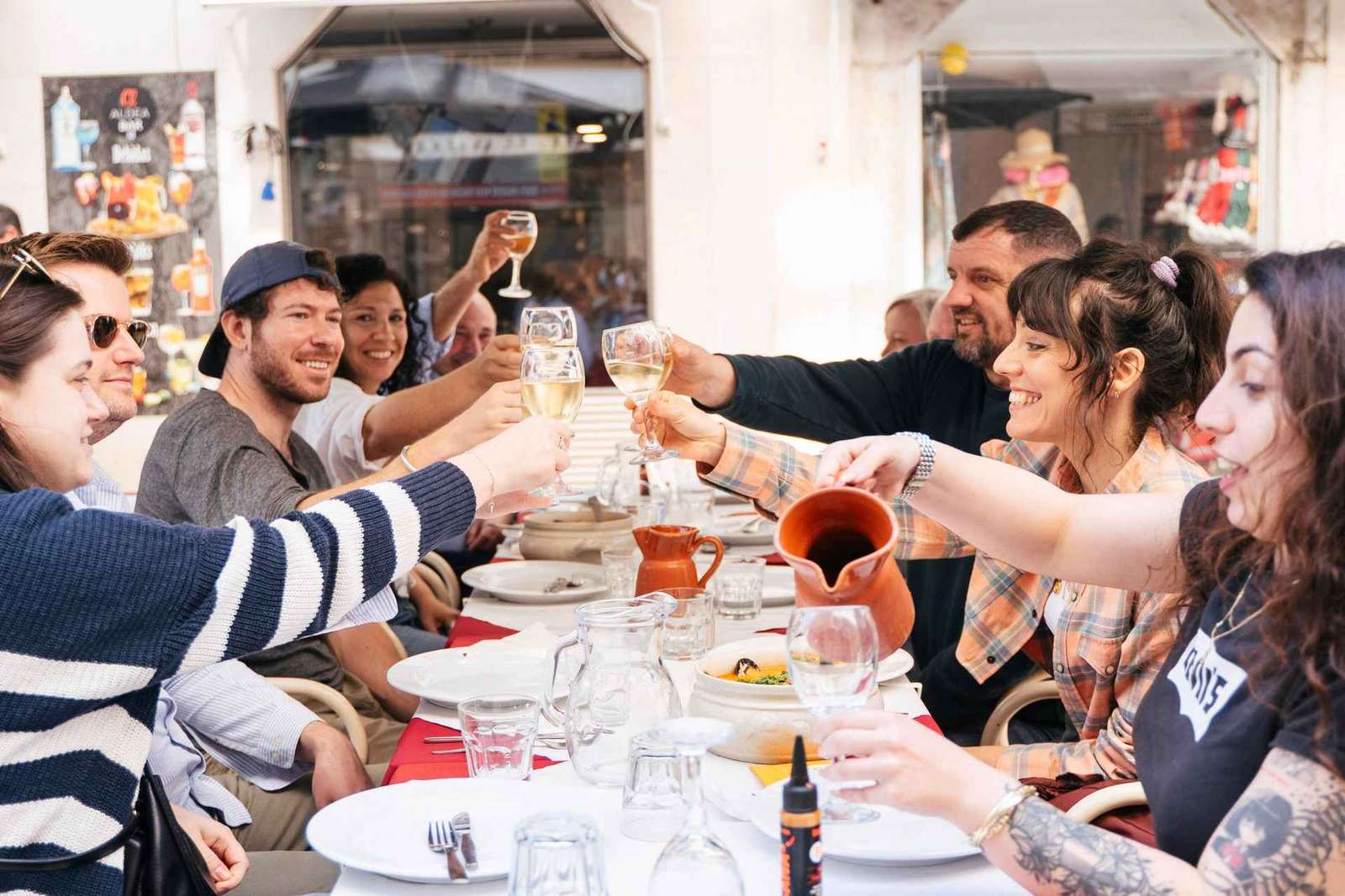Lisbona: Tour gastronomico con degustazioni locali e bevande