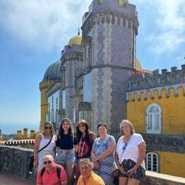 Lisbona: Tour di un giorno di Sintra, Palazzo Pena, Cabo da Roca e Cascais