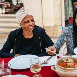 Lisbona: tour a piedi del quartiere Baixa con degustazioni e bevande